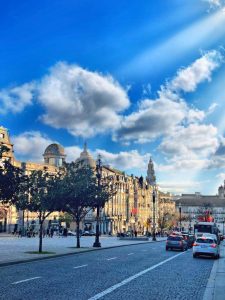 נוף הרחוב הראשי של פורטוגל